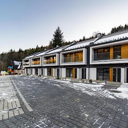 Osada Wilczy Potok * Щирк